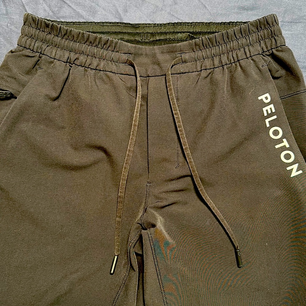 lululemon x peloton |  License To Train Men's Sports Pants | SMALL